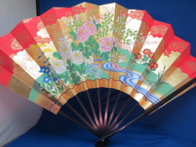 尺一扇　金地観世水に草花（朱色）　観世流 尺一扇 金地三段水巻（紫） 観世流